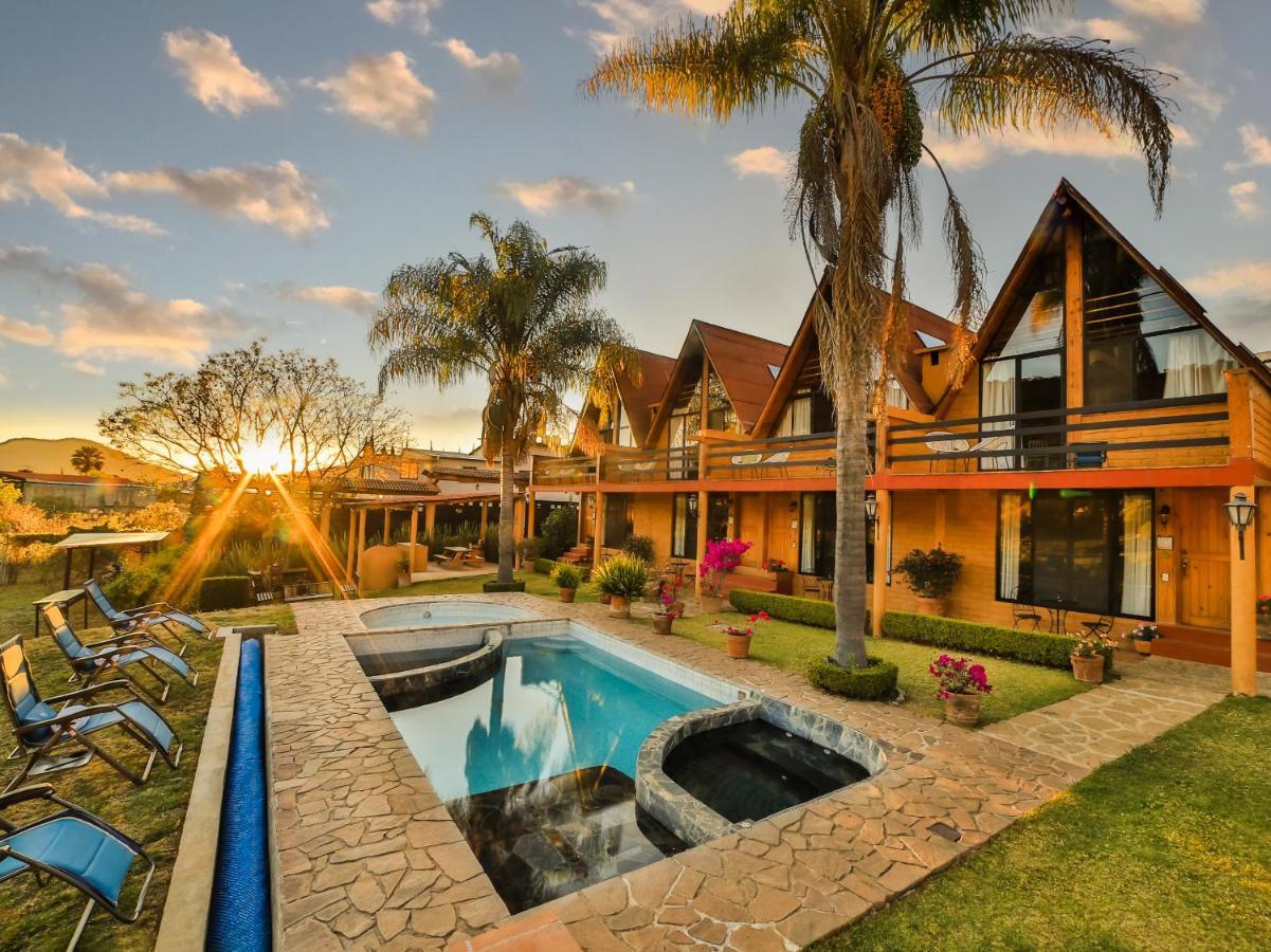 Cabanas Lago Escondido Valle de Bravo Exterior photo